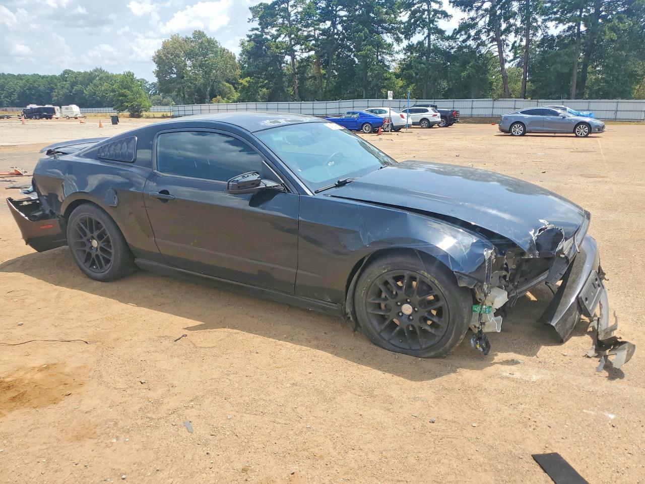 2014 Ford Mustang - zdjęcie 4