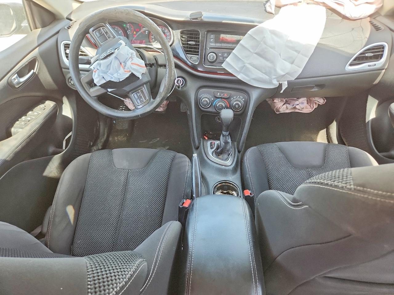 2015 Dodge Dart Sxt - zdjęcie 8