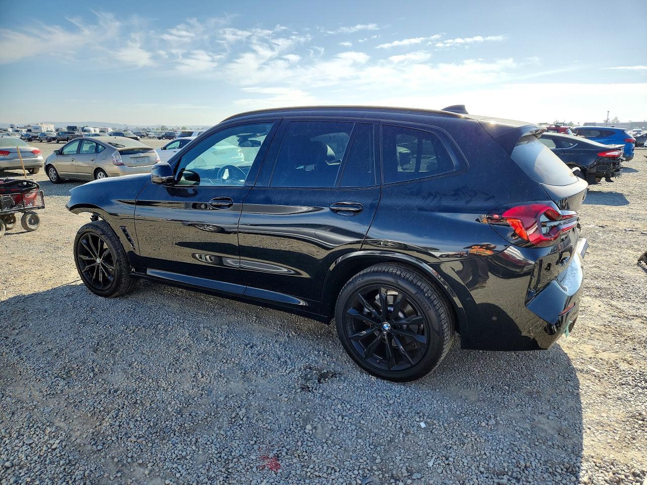 2024 BMW X3 xDrive30I - zdjęcie 2