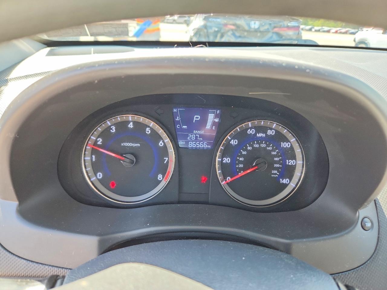 2013 Hyundai Accent Gls - zdjęcie 9