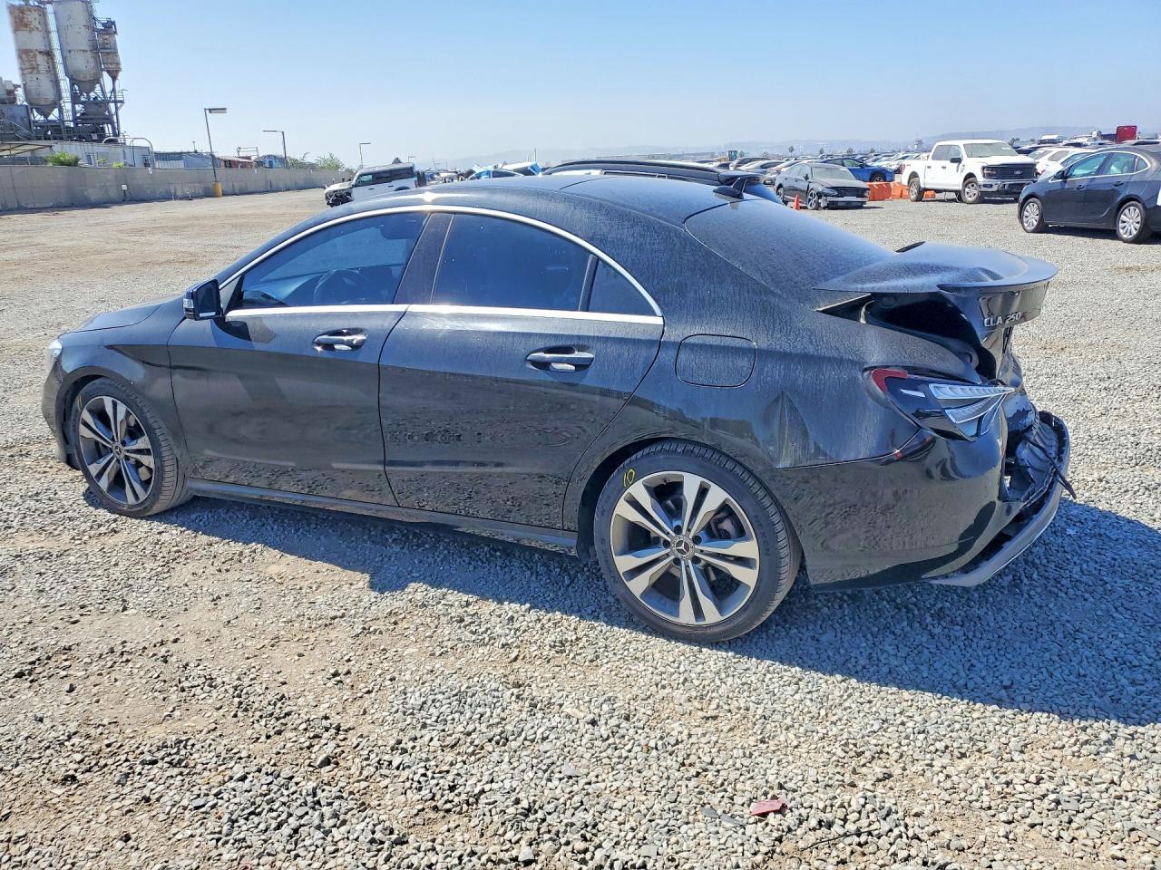 2019 Mercedes-Benz Cla 250 4Matic - zdjęcie 2