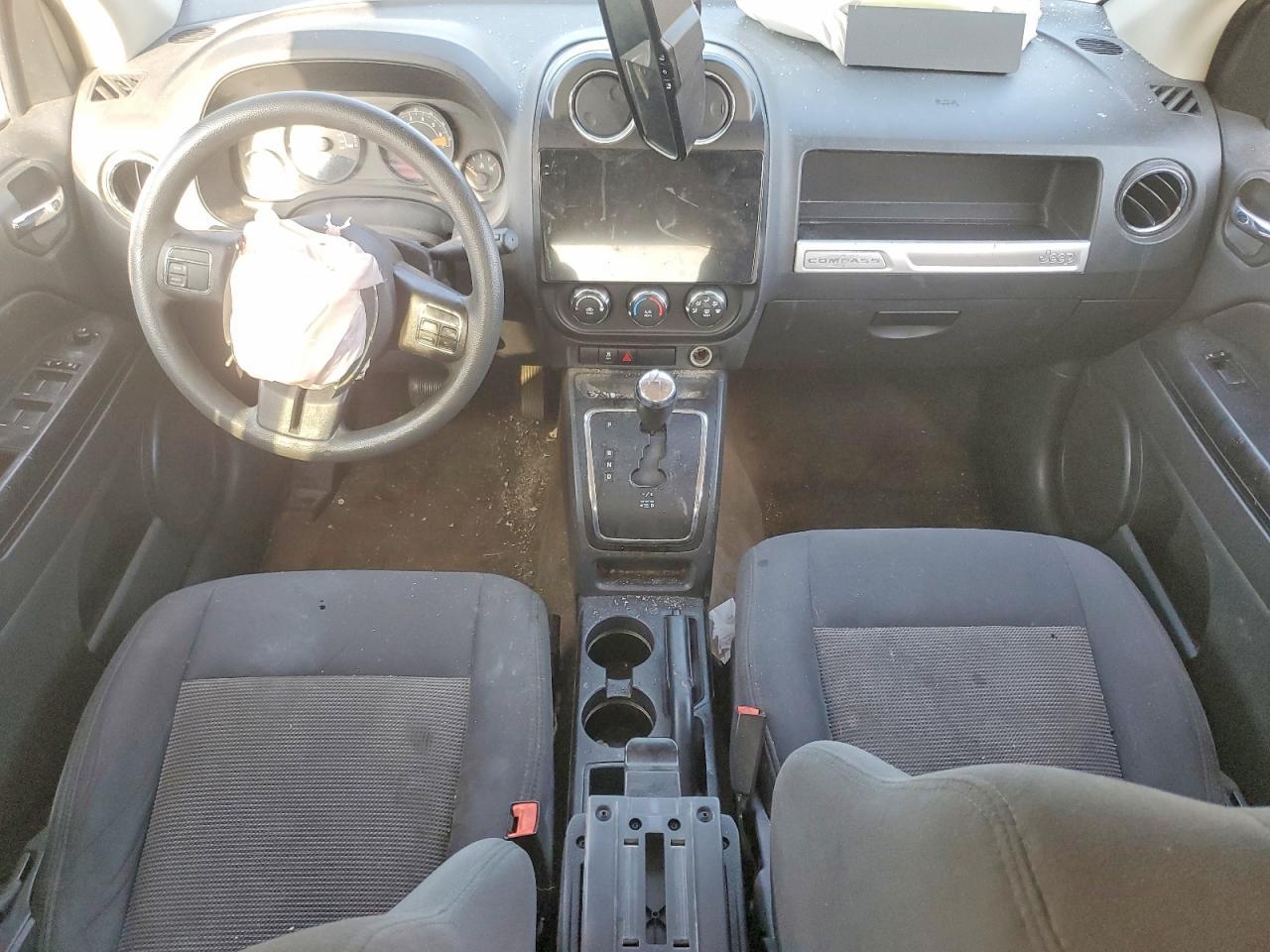 2017 Jeep Compass Sport - zdjęcie 8