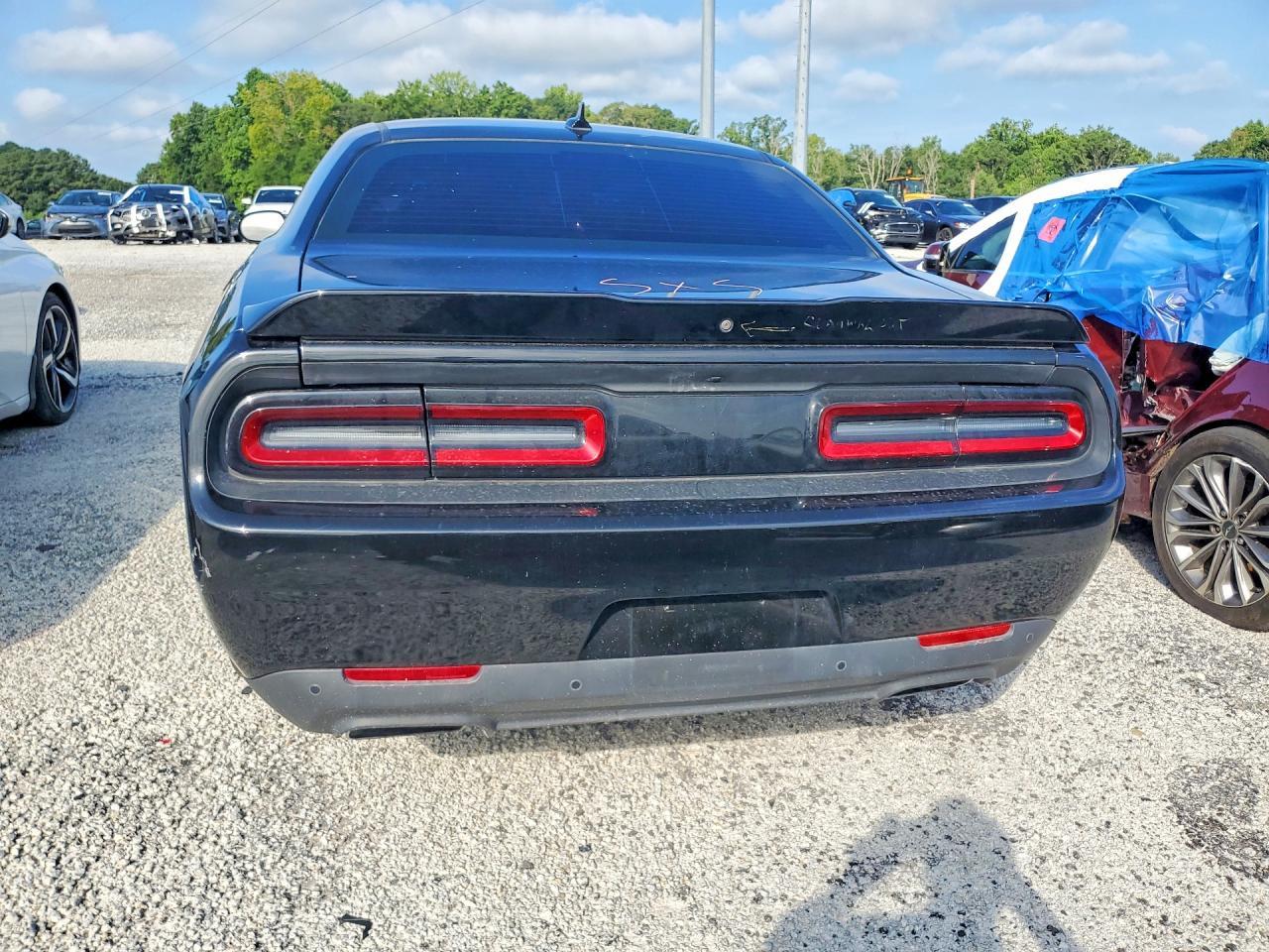 2019 Dodge Challenger R/T - zdjęcie 6