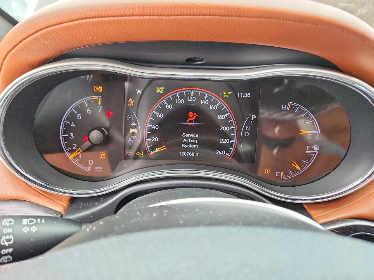 2018 Jeep Grand Cherokee Summit - zdjęcie 9