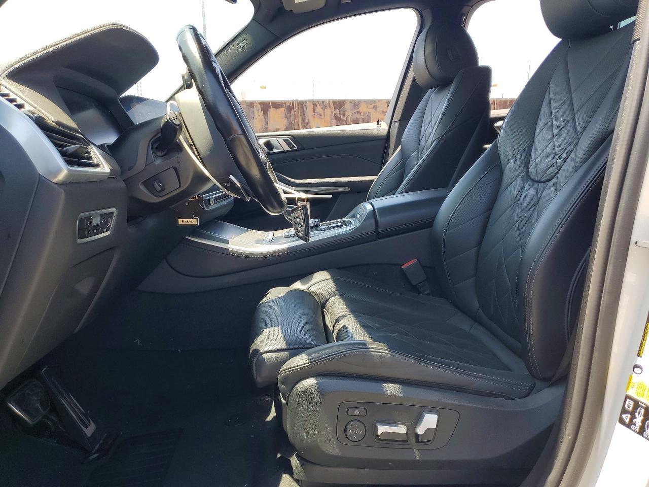 2023 BMW X5 xDrive40I - zdjęcie 7