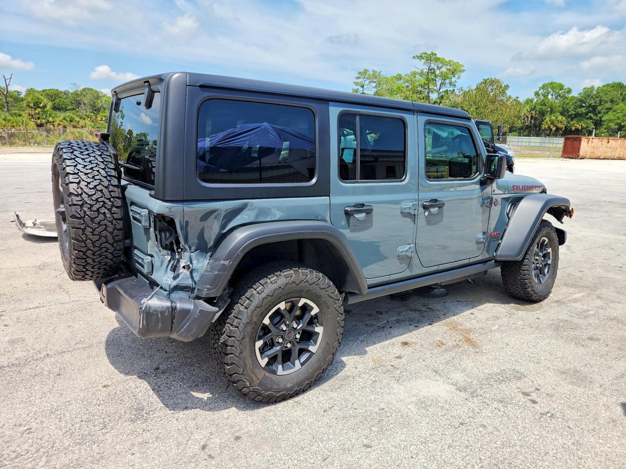 2026 Jeep Wrangler Rubicon - zdjęcie 3