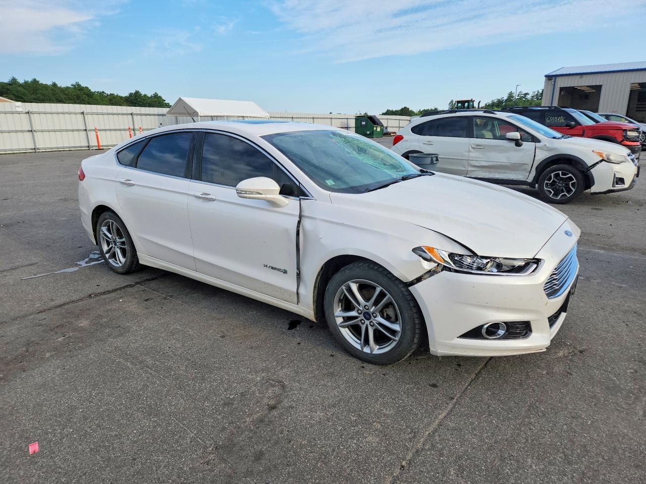 2015 Ford Fusion Titanium Hev - zdjęcie 4