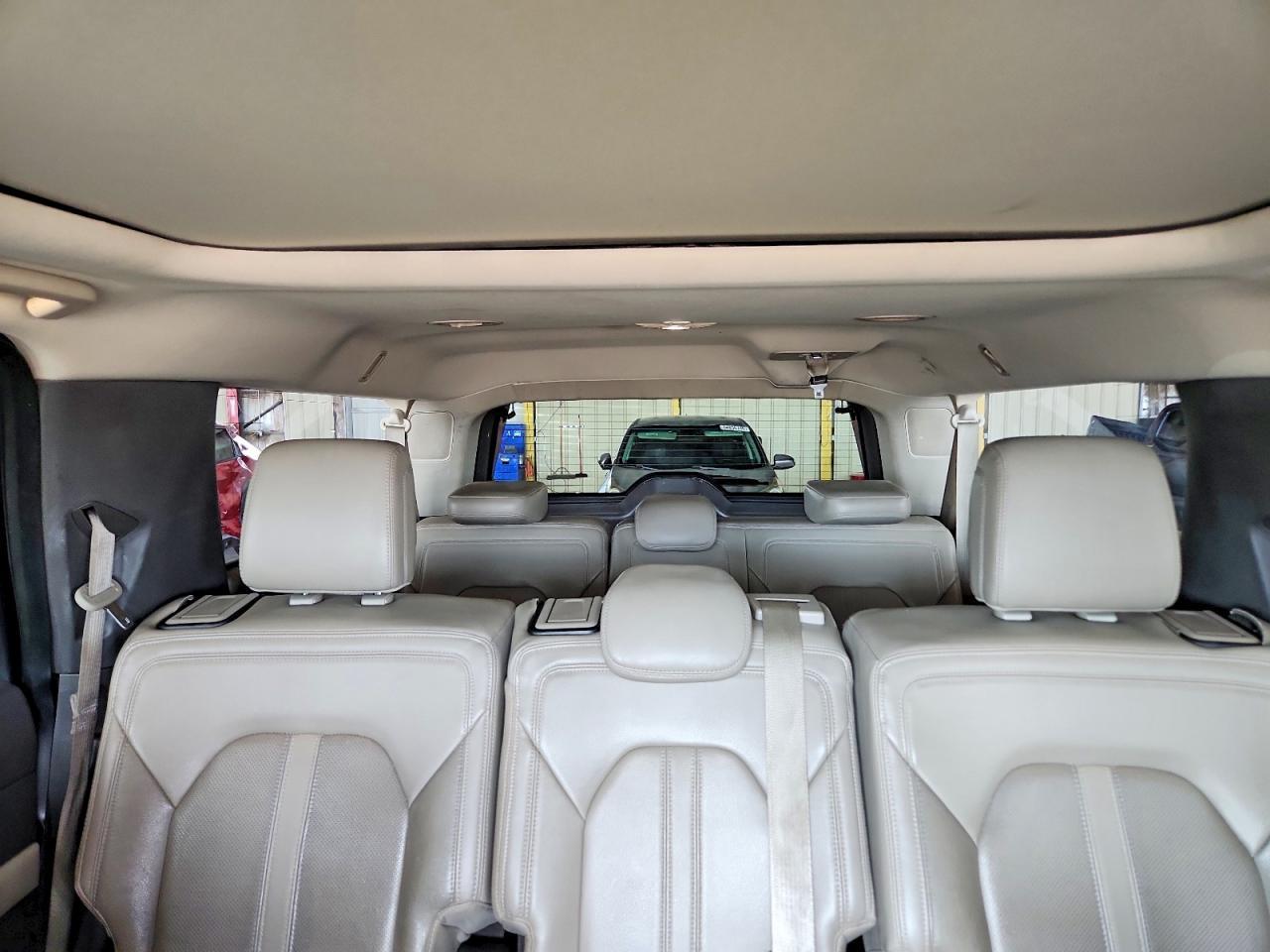 2020 Ford Expedition Max Limited - zdjęcie 10