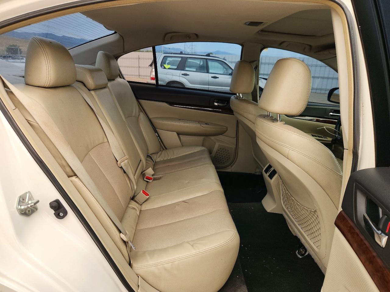 2013 Subaru Legacy 3.6R Limited - zdjęcie 10
