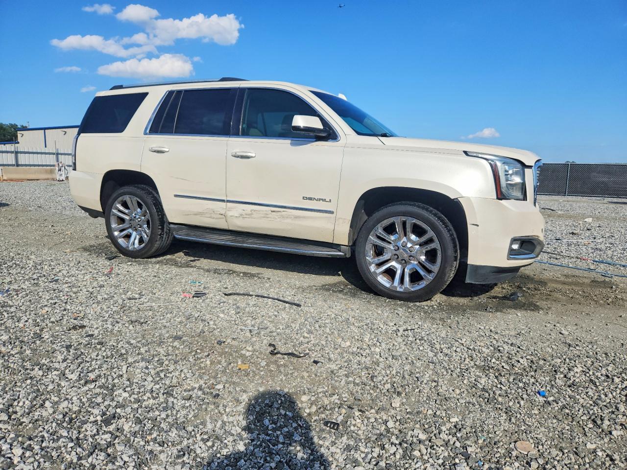 2015 GMC Yukon Denali - zdjęcie 4