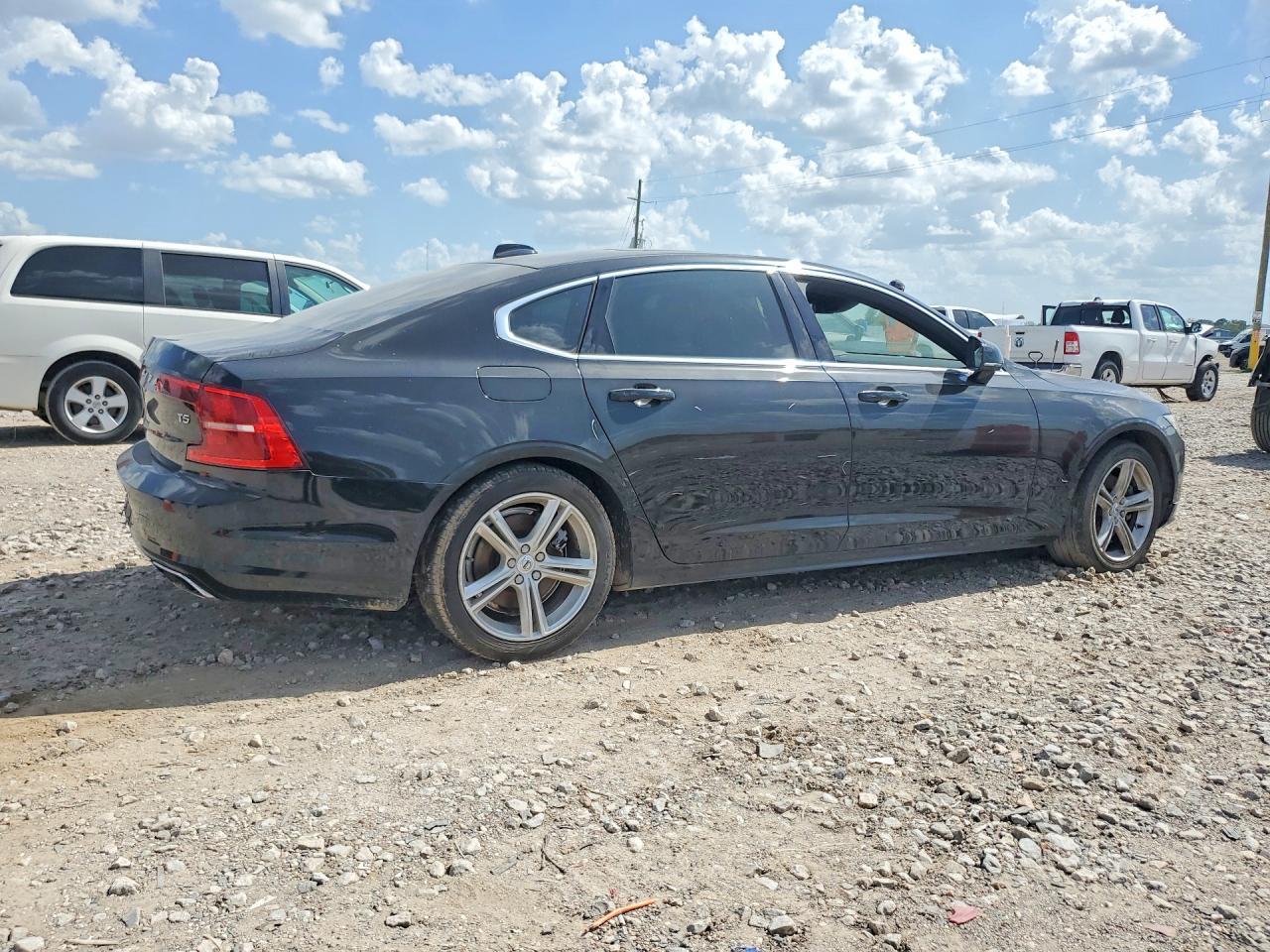 2019 Volvo S90 T5 Momentum - zdjęcie 3