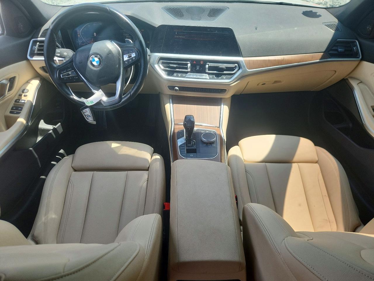 2021 BMW 330Xi - zdjęcie 8