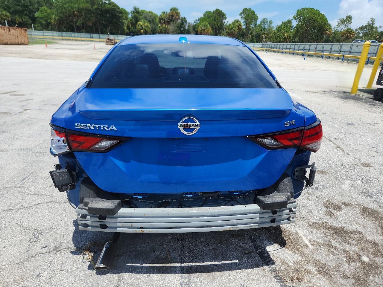 2023 Nissan Sentra Sr - zdjęcie 6