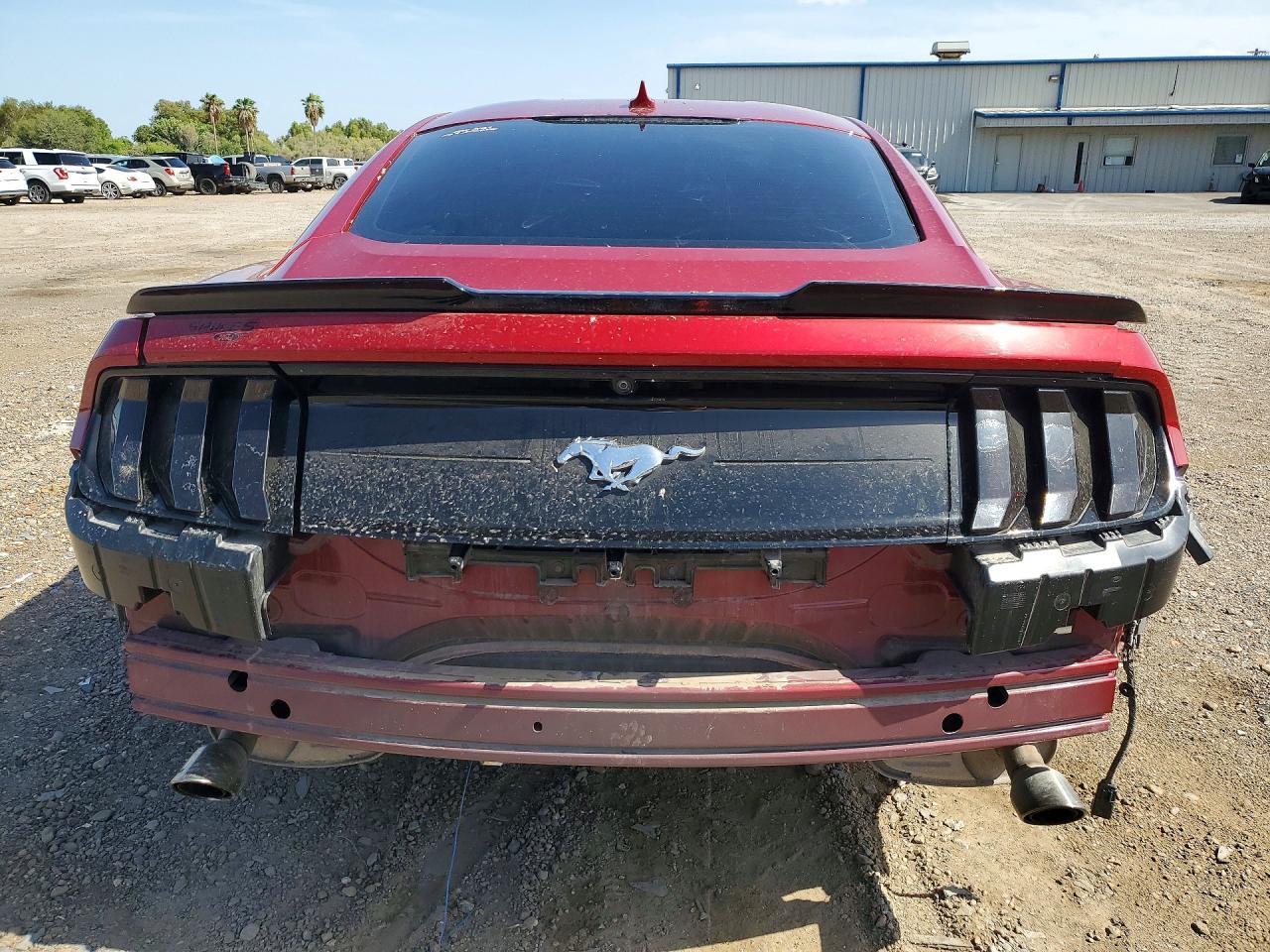 2021 Ford Mustang - zdjęcie 6