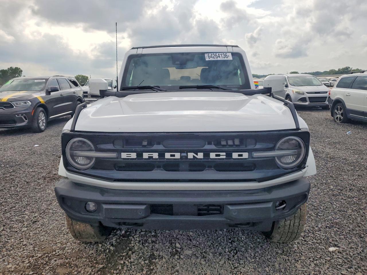 2024 Ford Bronco Outer Banks - zdjęcie 5