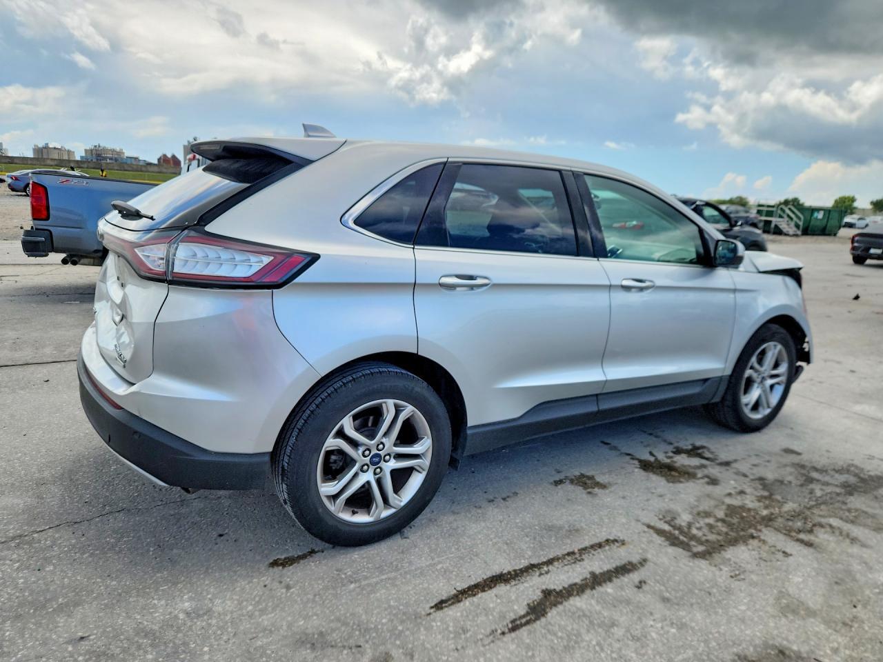 2018 Ford Edge Titanium - zdjęcie 3