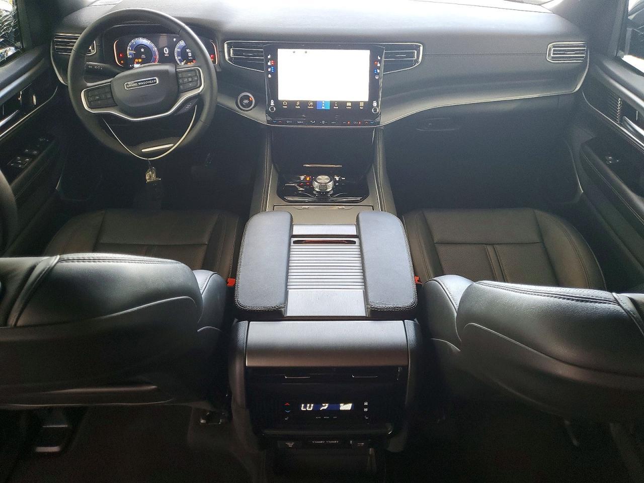 2026 Jeep Grand Wagoneer Limited - zdjęcie 8