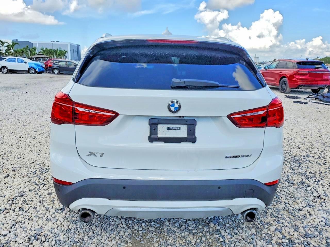 2021 BMW X1 Sdrive28I - zdjęcie 6