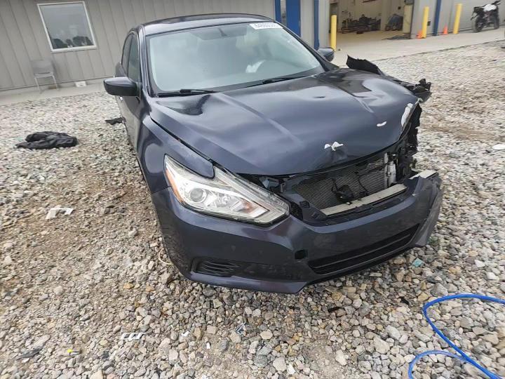 2016 Nissan Altima 2.5 S - zdjęcie 13