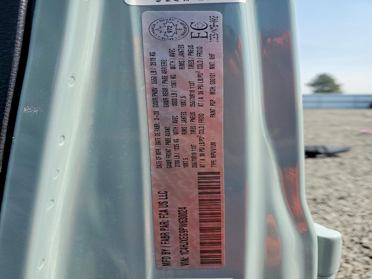 2023 Jeep Wrangler Sahara - zdjęcie 13