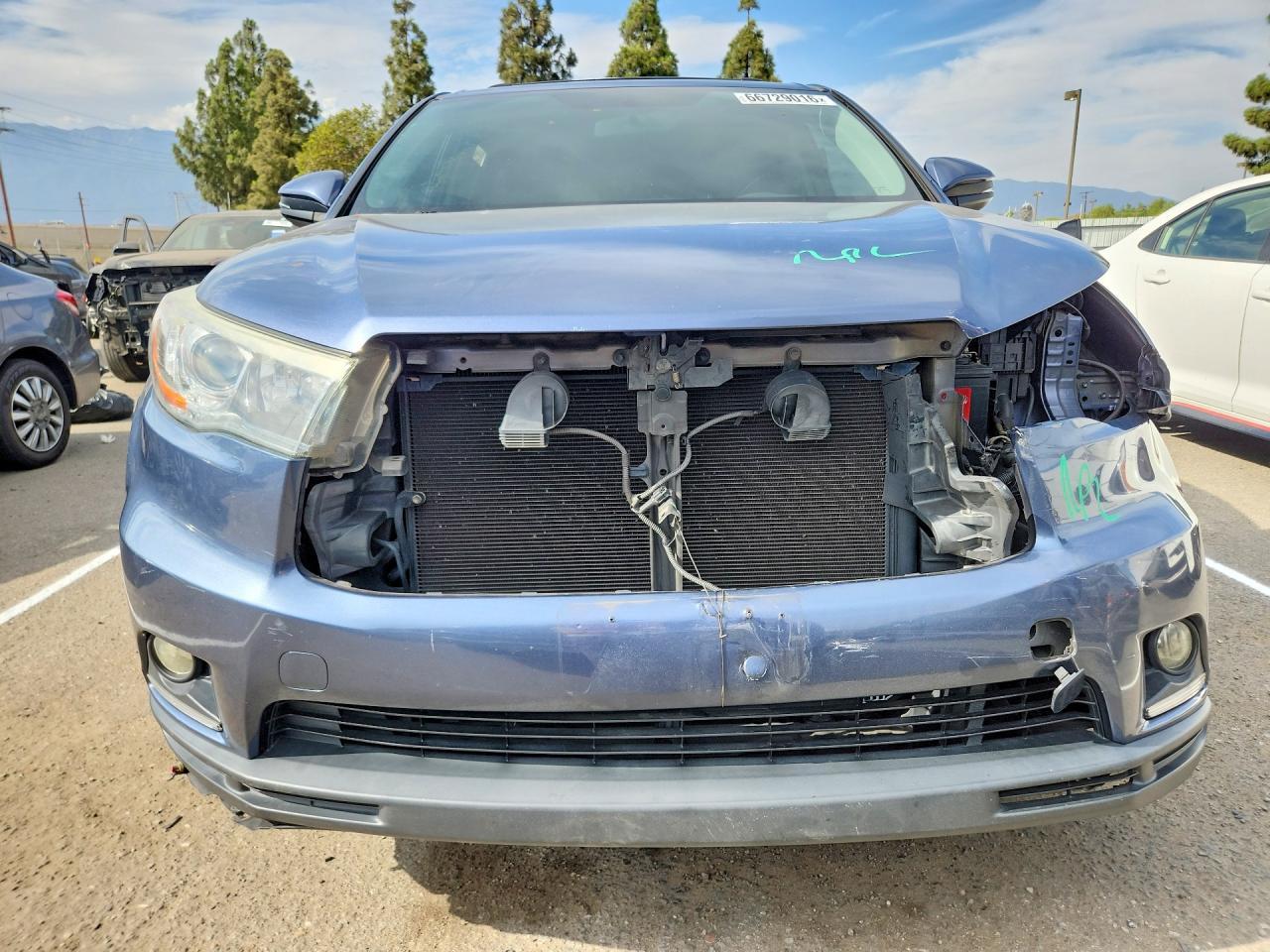 2015 Toyota Highlander Le - zdjęcie 5