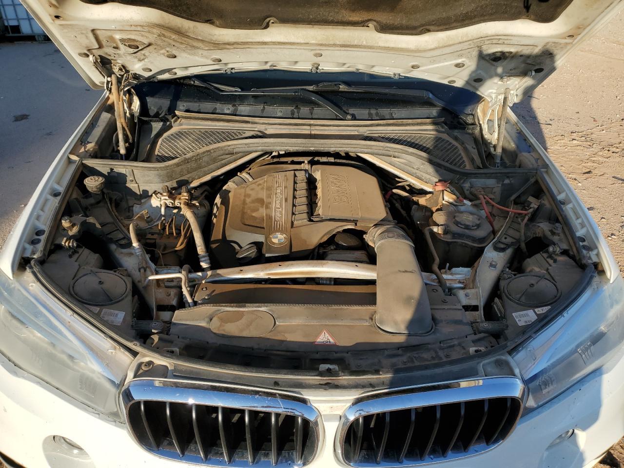 2015 BMW X5 Sdrive35I - zdjęcie 12