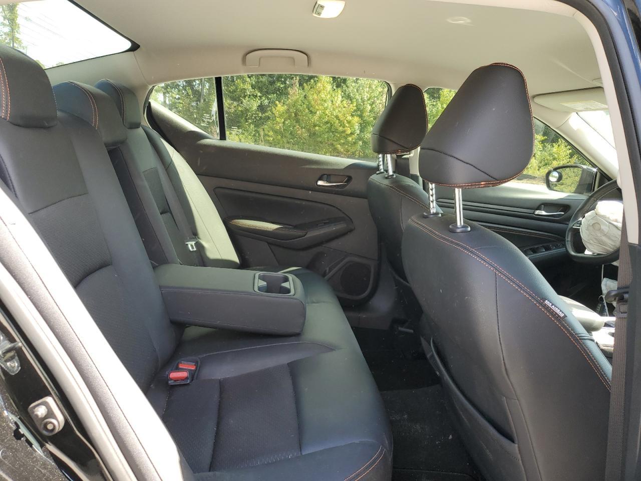 2019 Nissan Altima Sr - zdjęcie 10