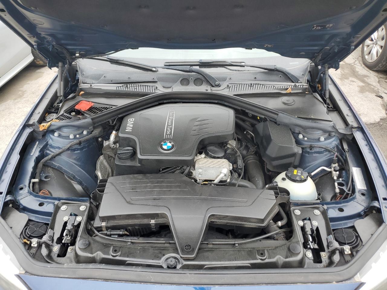 2016 BMW 228 Xi Sulev - zdjęcie 11