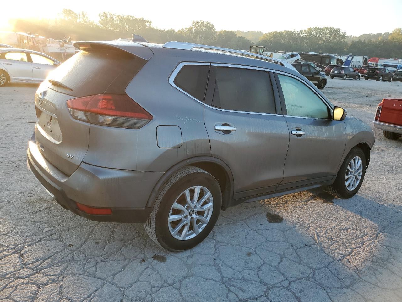 2018 Nissan Rogue S - zdjęcie 3