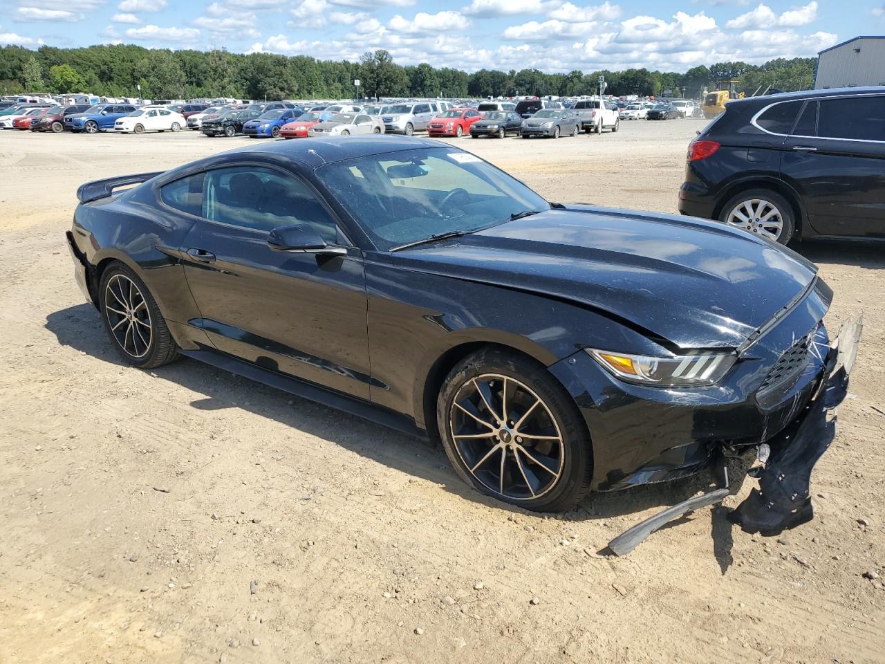 2016 Ford Mustang - zdjęcie 4