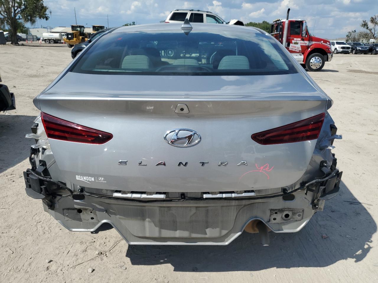 2020 Hyundai Elantra Sel - zdjęcie 11
