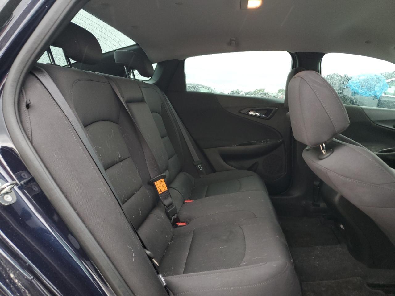 2017 Chevrolet Malibu Ls - zdjęcie 10