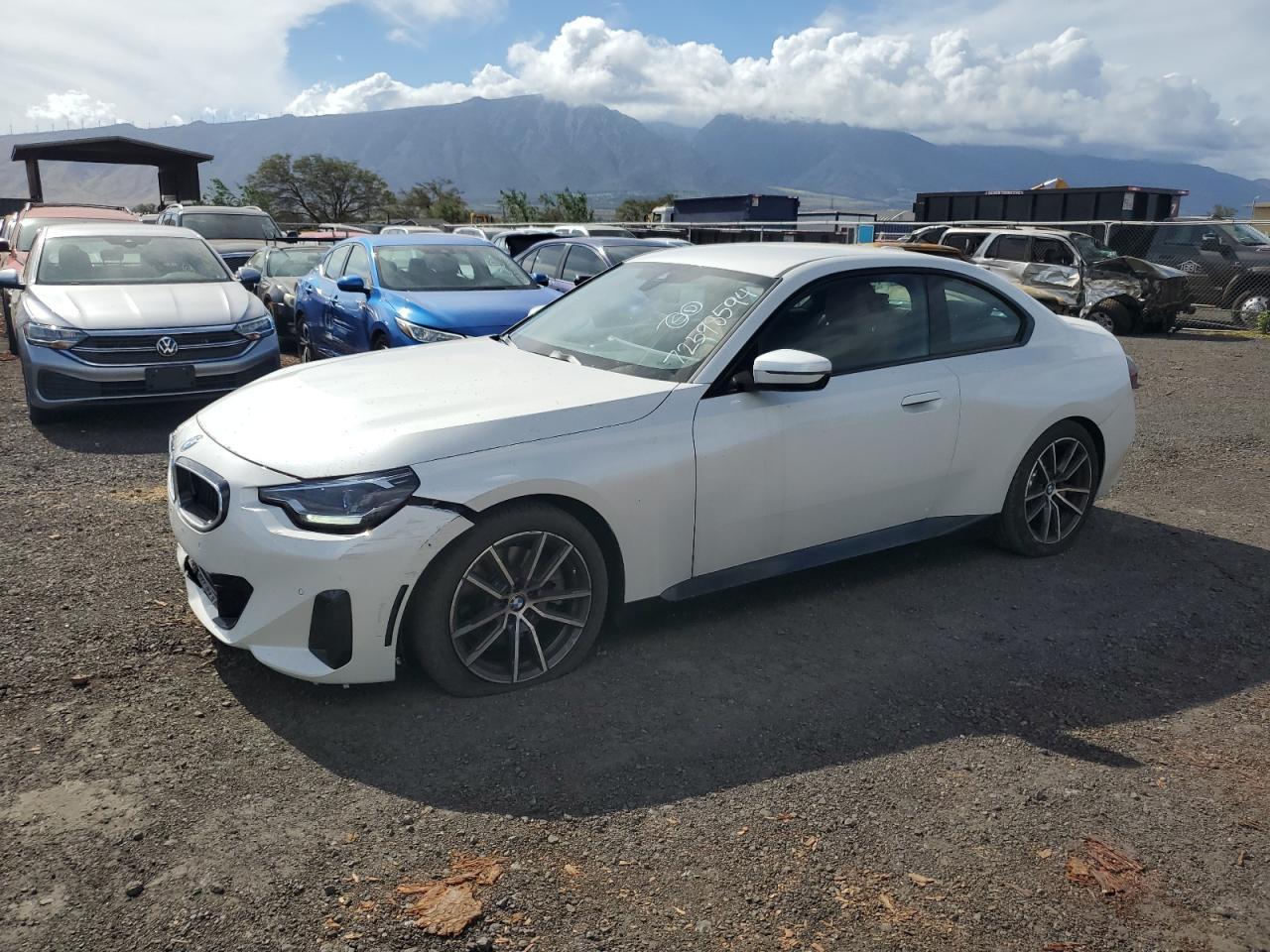 2023 BMW 230I - zdjęcie główne