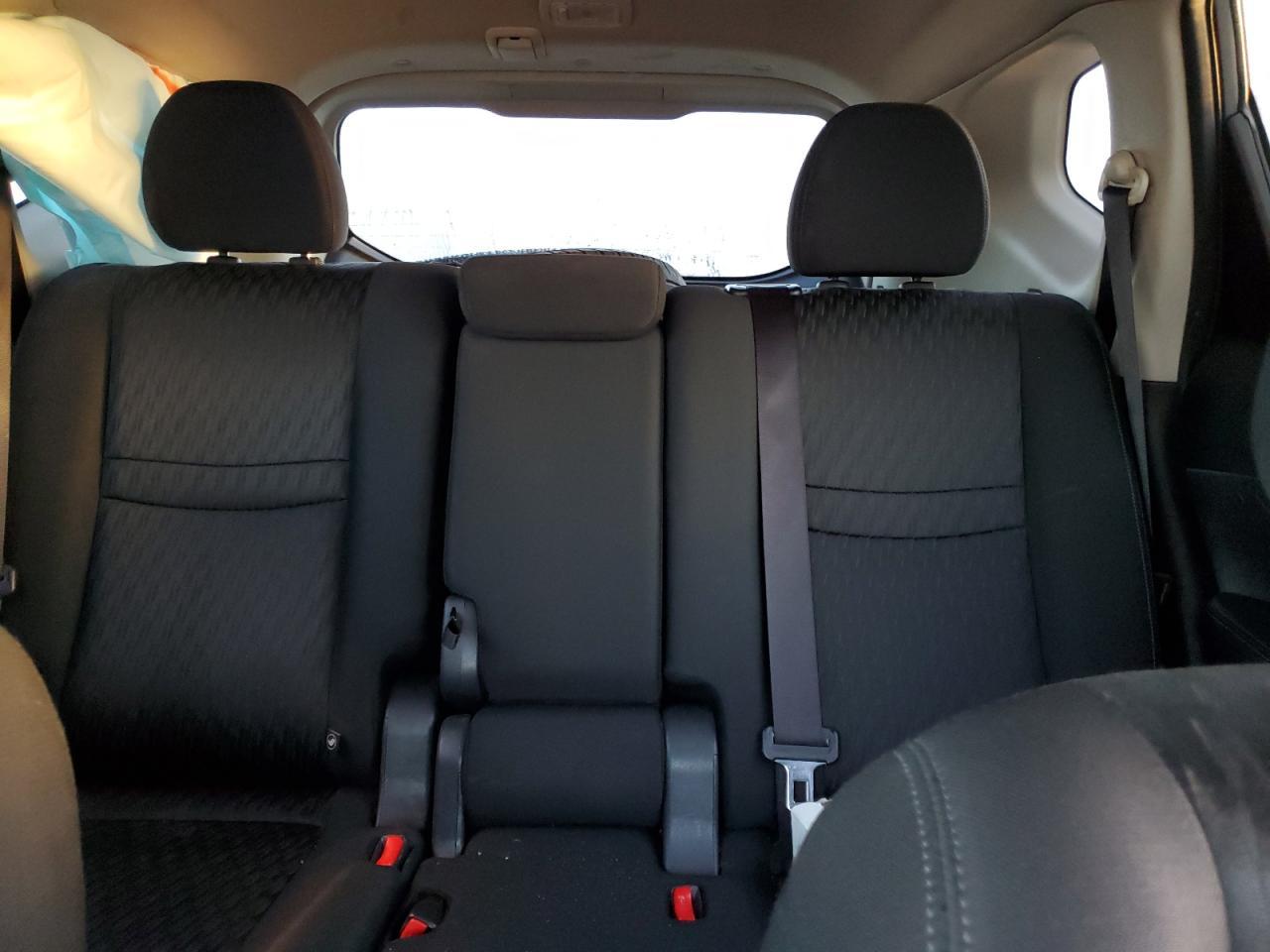 2018 Nissan Rogue S - zdjęcie 10