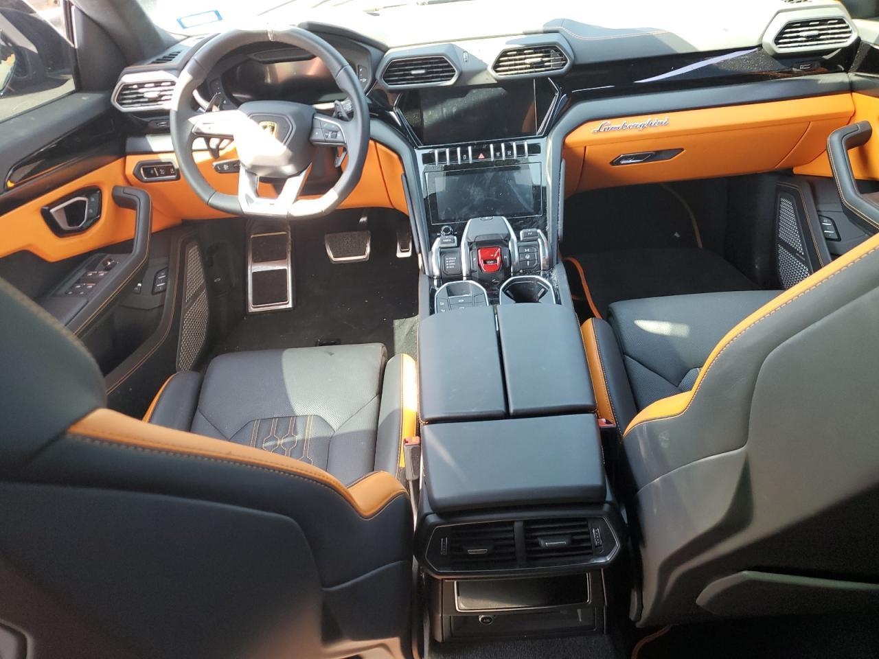 2024 Lamborghini Urus S - zdjęcie 8