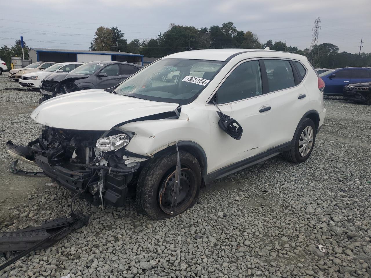 2017 Nissan Rogue - zdjęcie główne