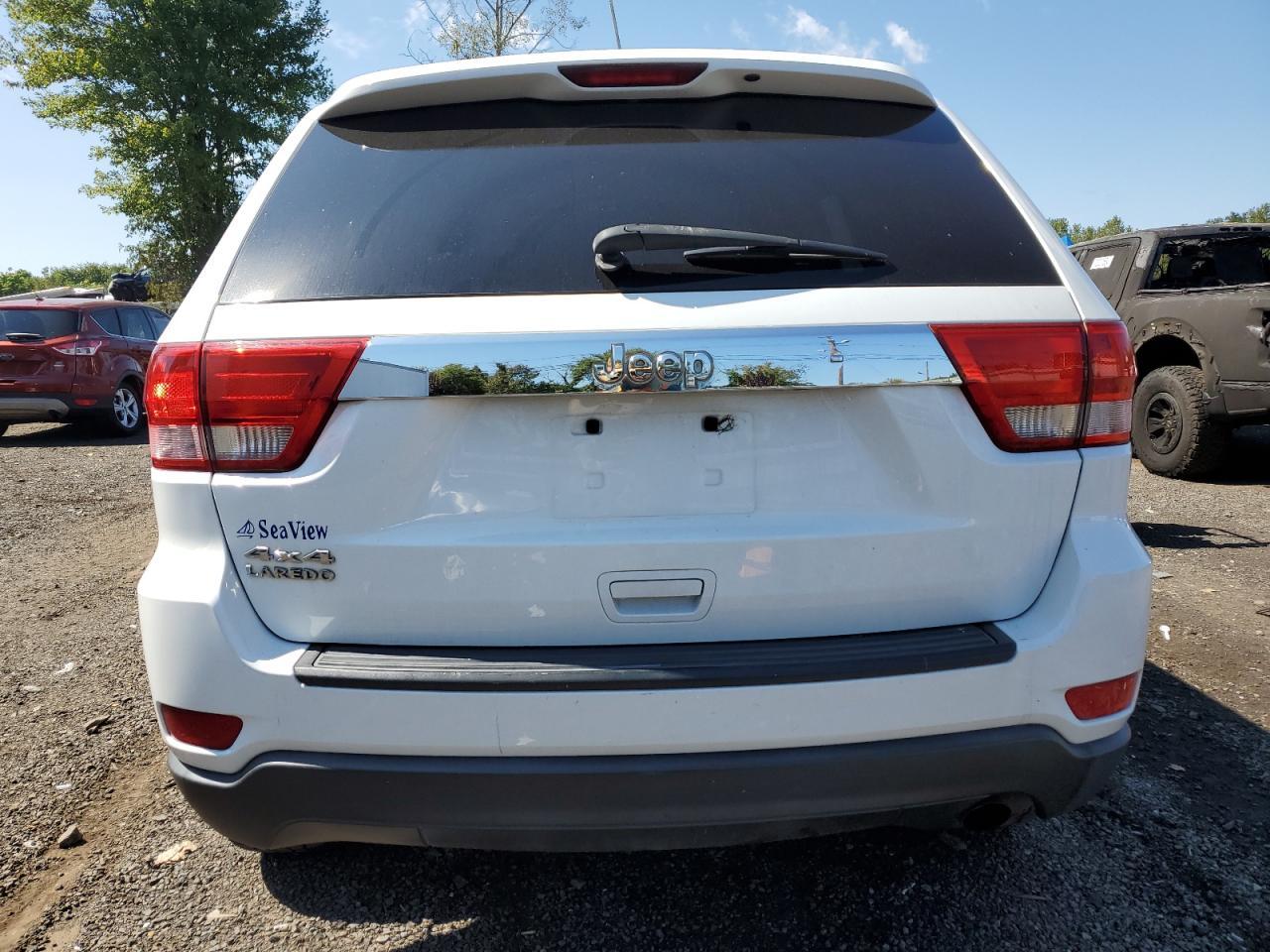 2013 Jeep Grand Cherokee Laredo - zdjęcie 6