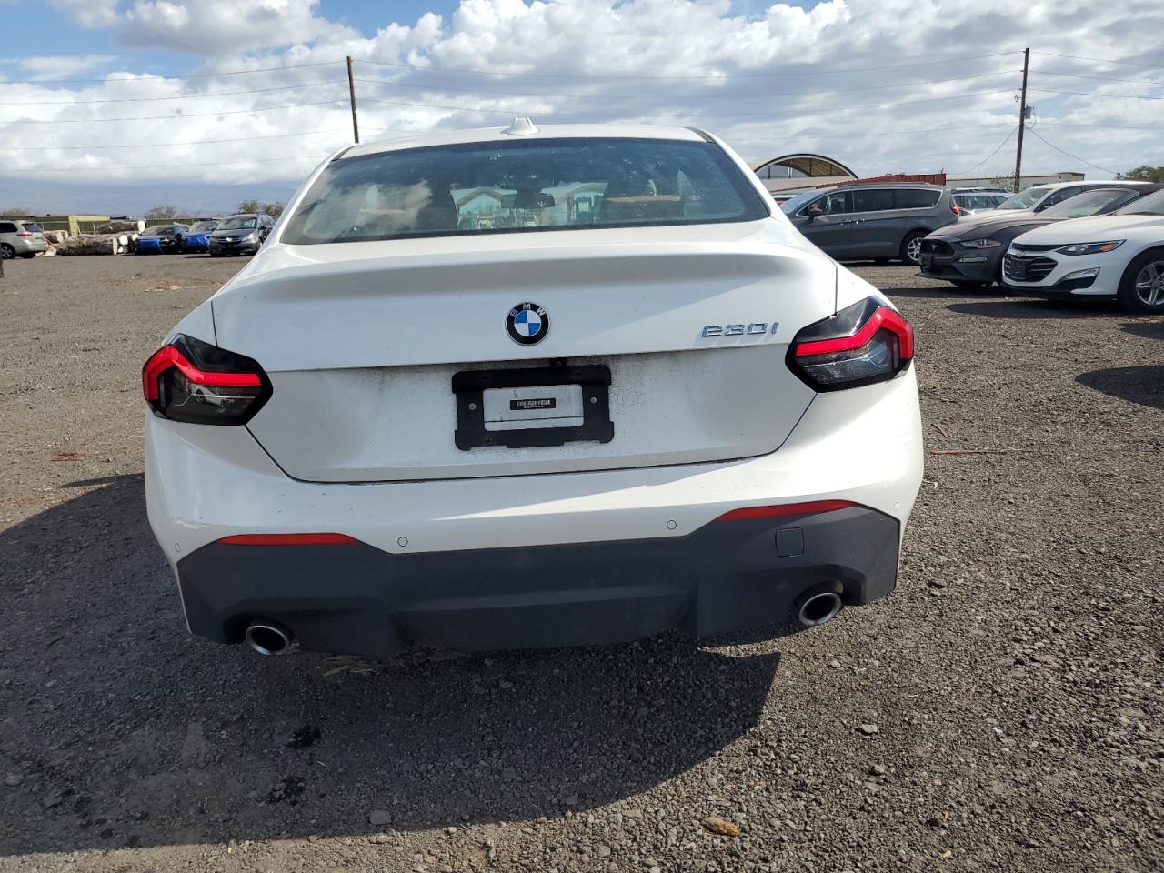2023 BMW 230I - zdjęcie 6