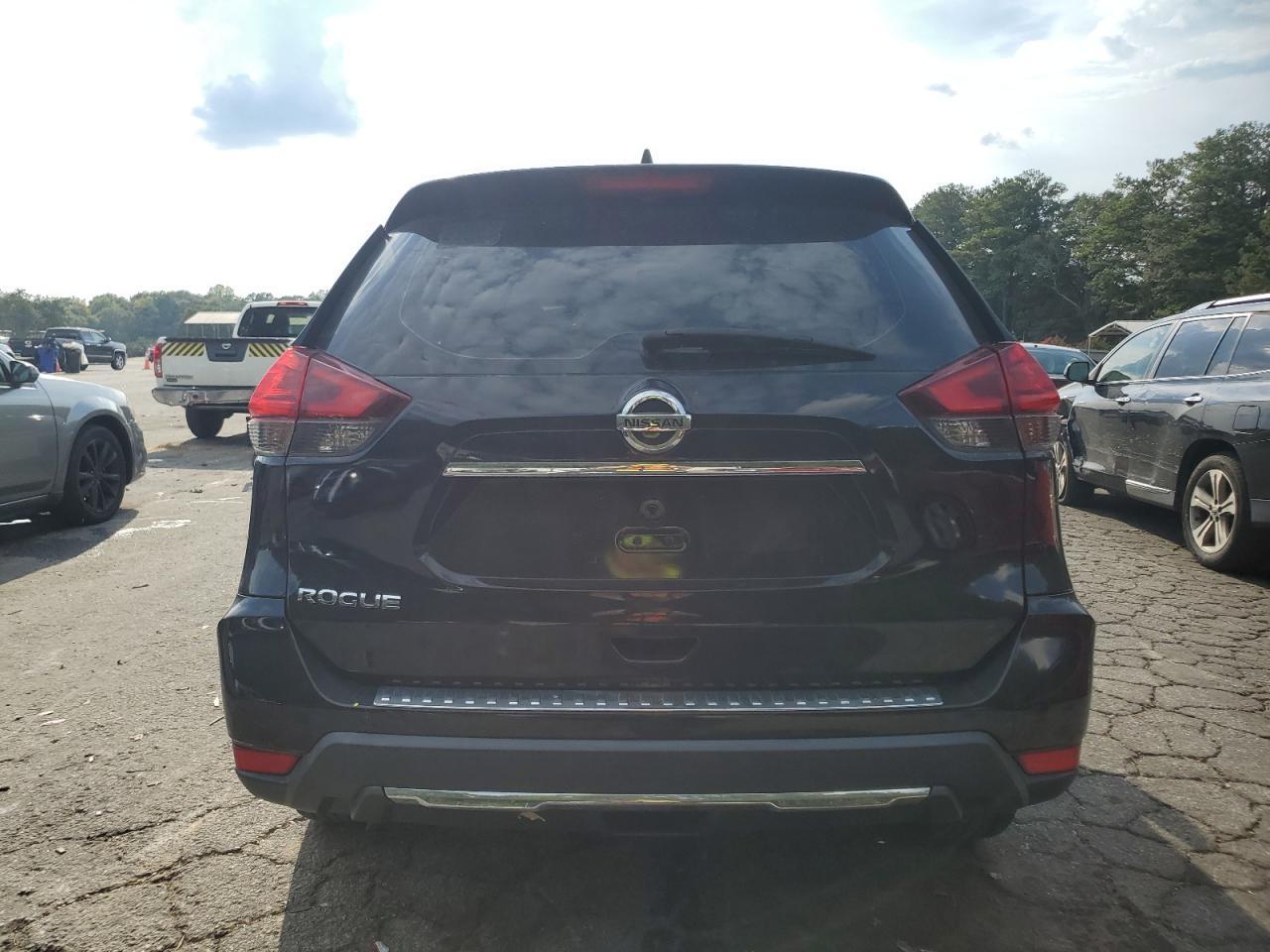 2017 Nissan Rogue S - zdjęcie 6