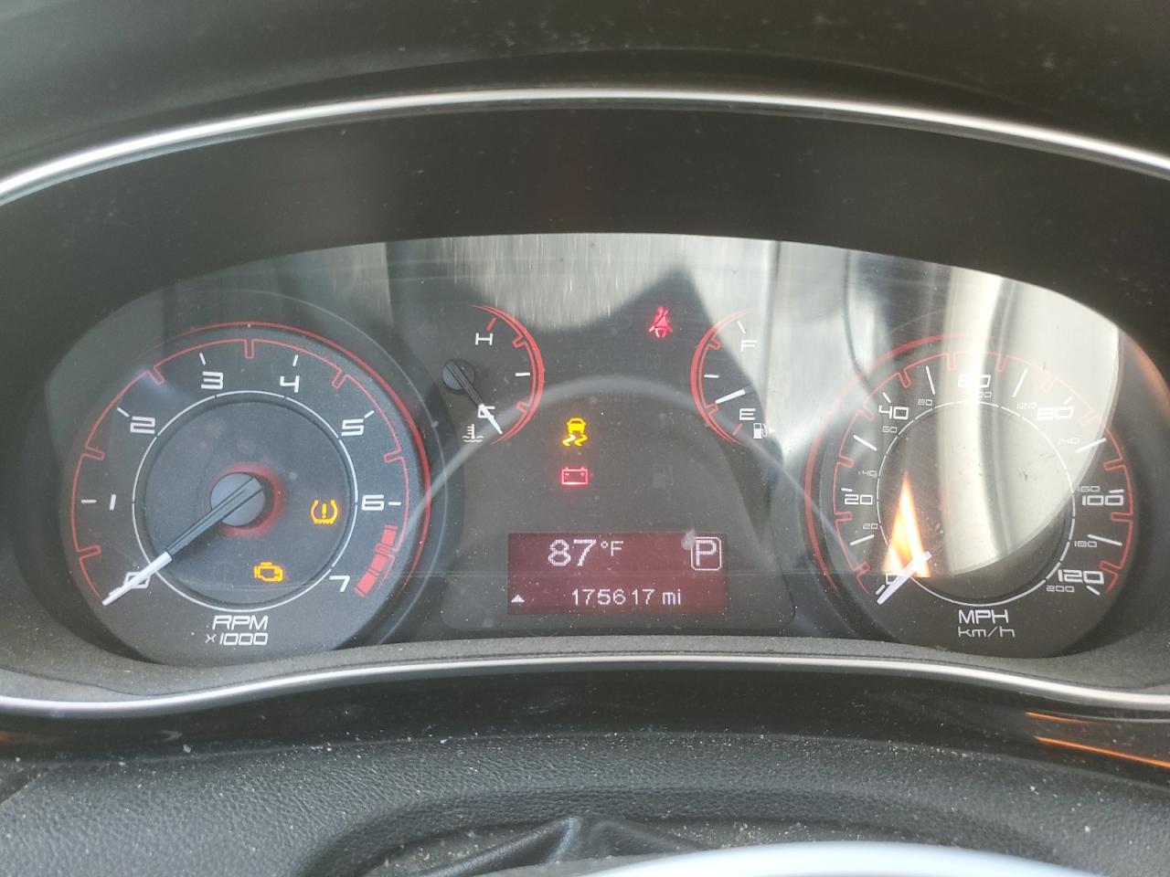 2013 Dodge Dart Sxt - zdjęcie 9