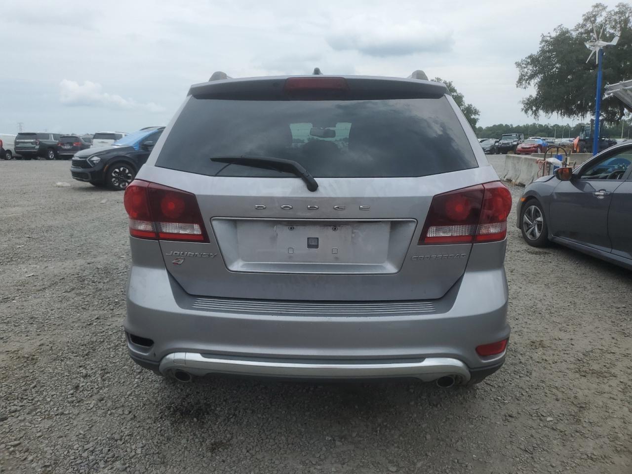 2018 Dodge Journey Crossroad - zdjęcie 11