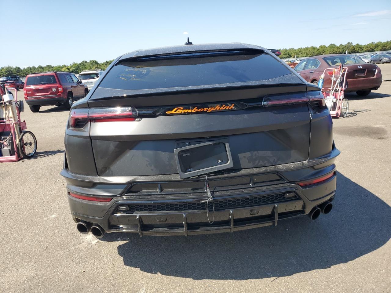 2024 Lamborghini Urus S - zdjęcie 6