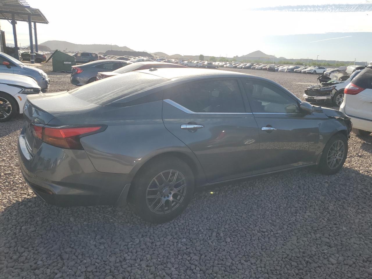 2019 Nissan Altima - zdjęcie 3