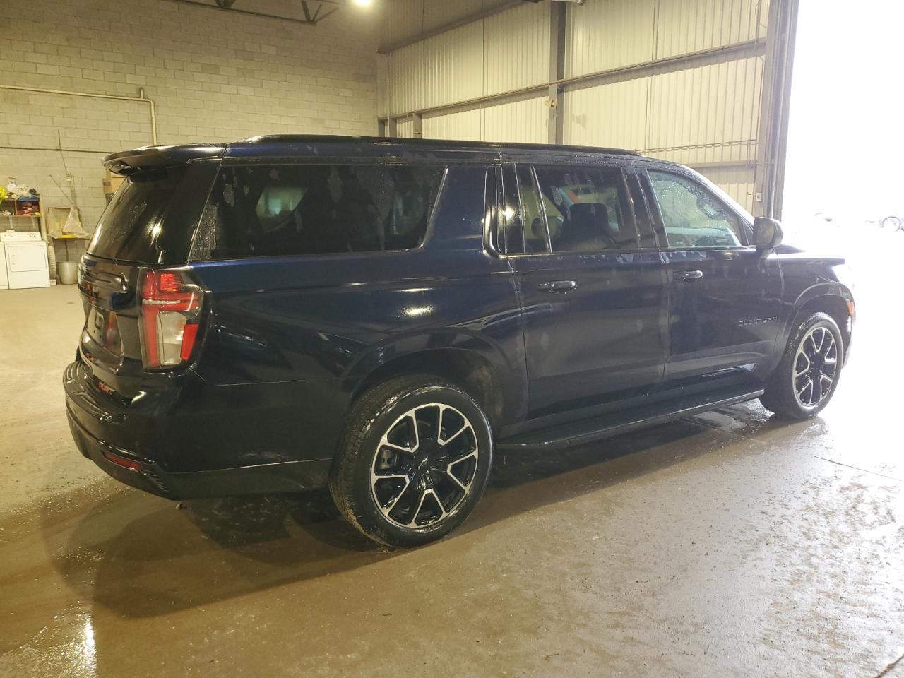 2024 Chevrolet Suburban K1500 Rst - zdjęcie 3