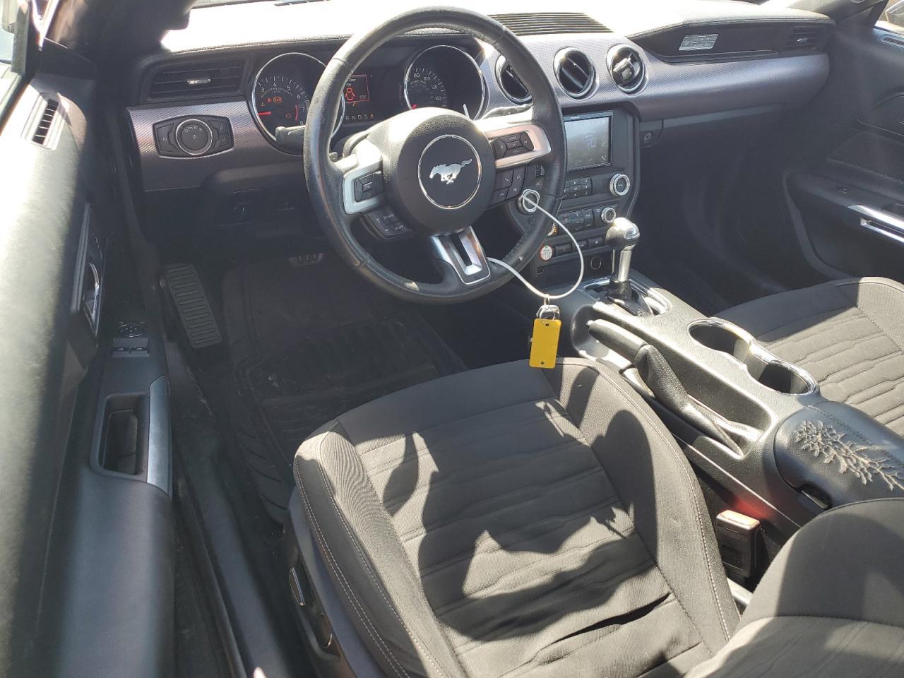 2016 Ford Mustang - zdjęcie 8