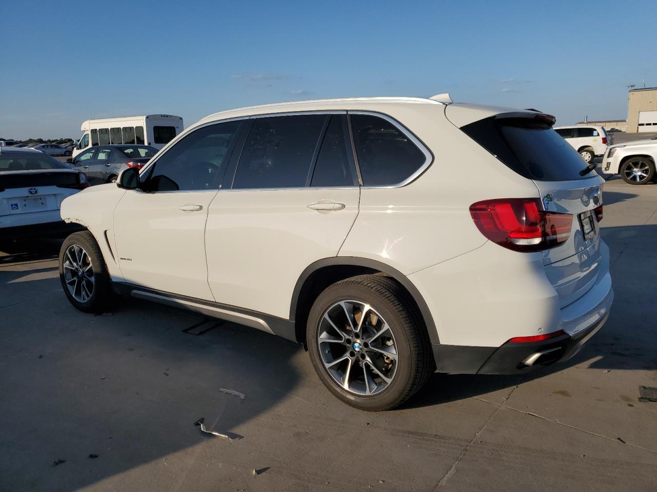 2018 BMW X5 xDrive35I - zdjęcie 2