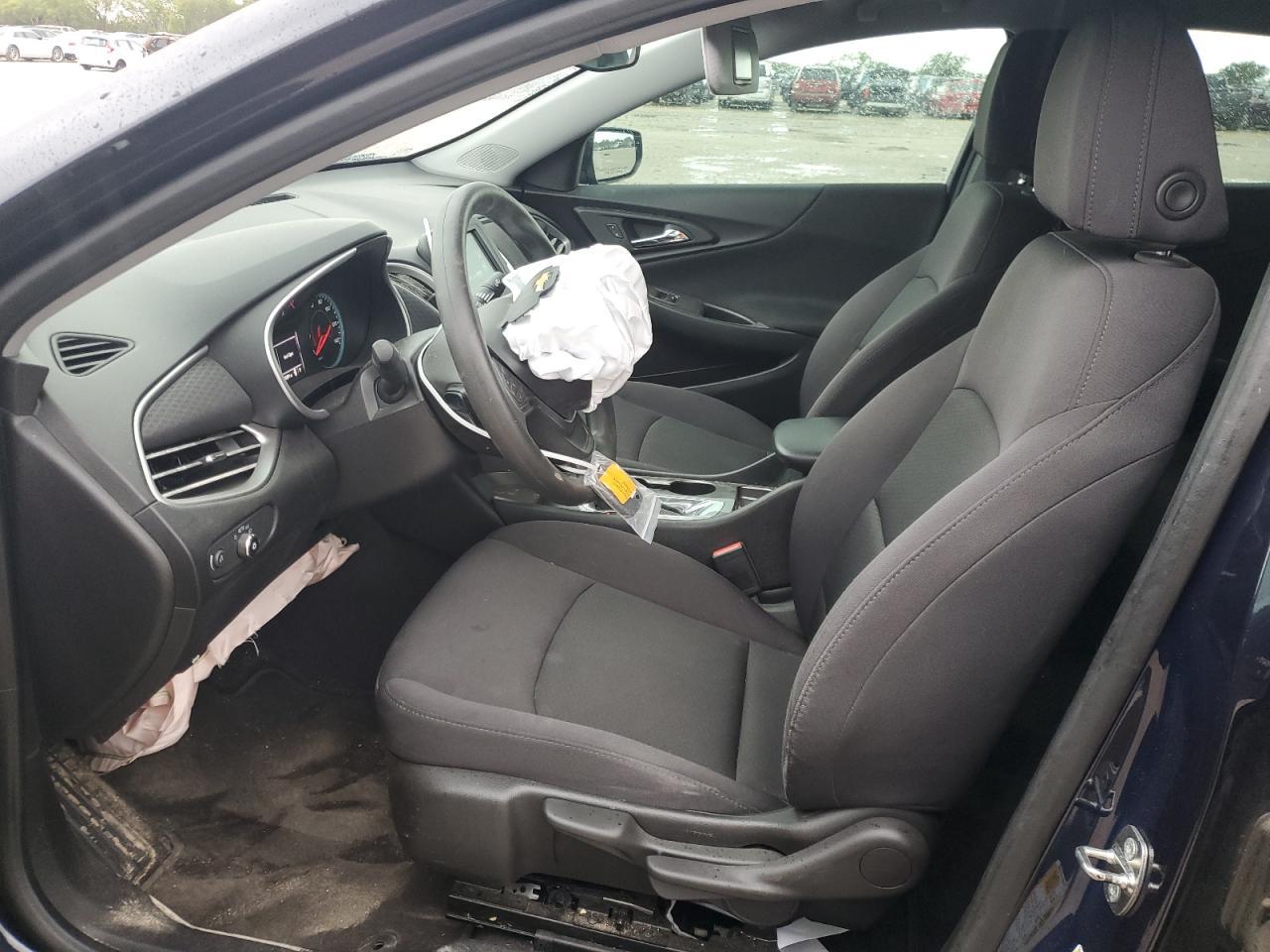 2017 Chevrolet Malibu Ls - zdjęcie 7