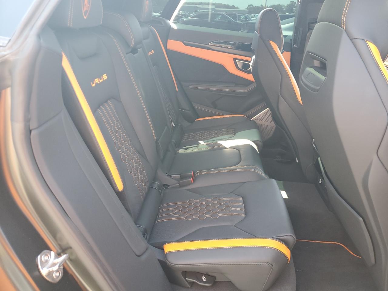 2024 Lamborghini Urus S - zdjęcie 11