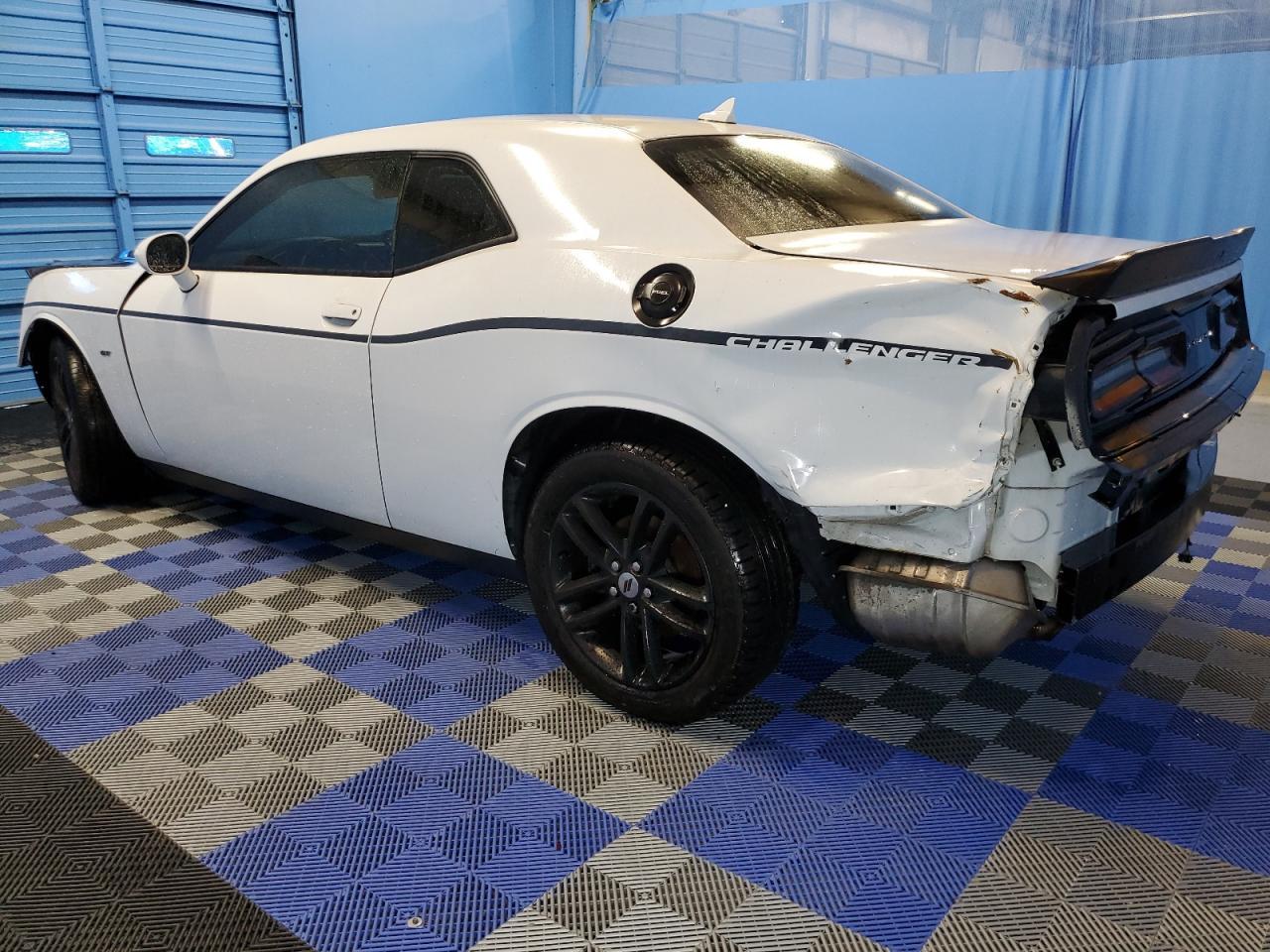 2018 Dodge Challenger Gt - zdjęcie 2