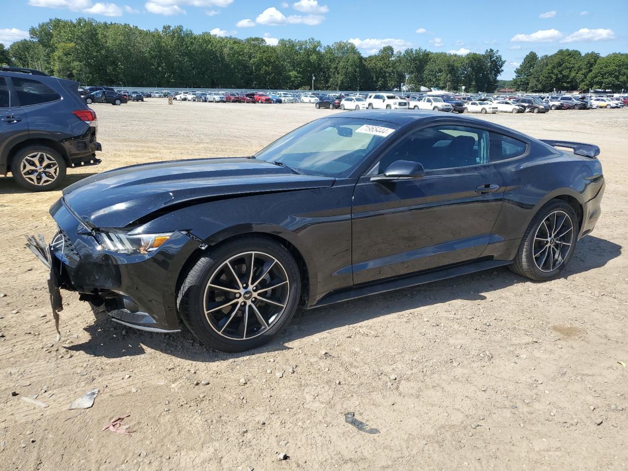 2016 Ford Mustang - zdjęcie główne